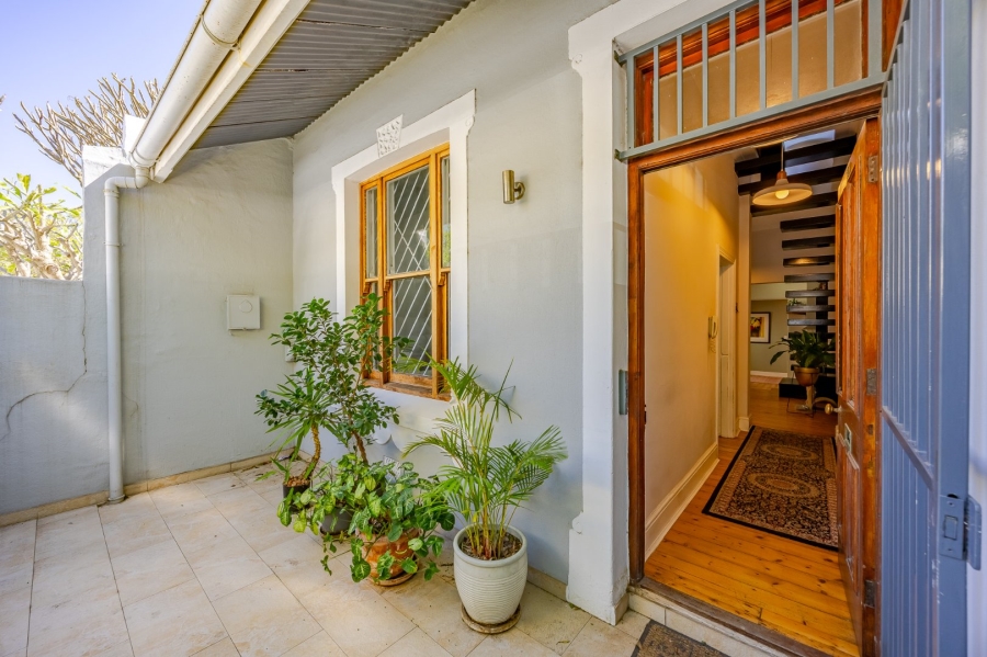 3 Bedroom Property for Sale in Woodstock Western Cape
